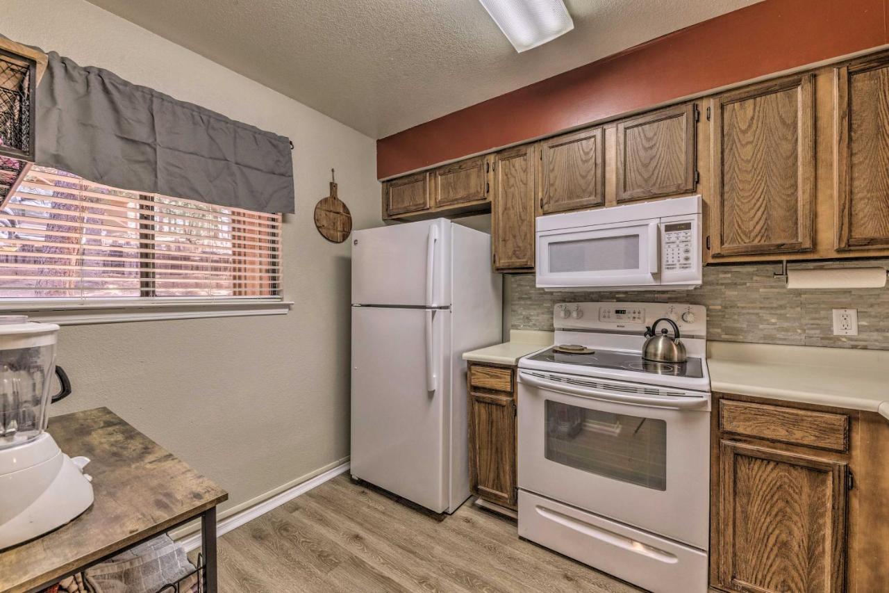 Forested Ruidoso Condo With Deck And Fireplace! ภายนอก รูปภาพ