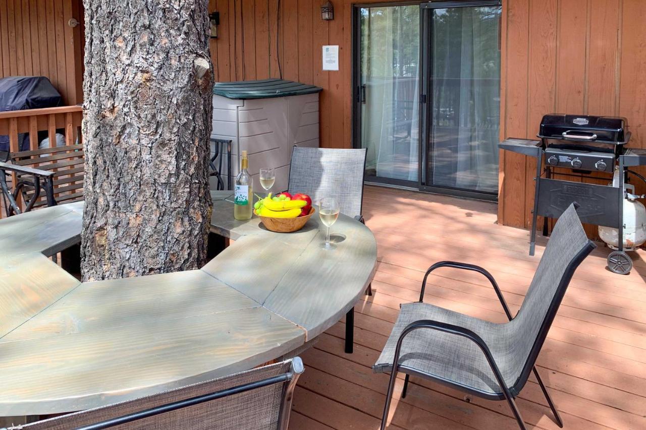 Forested Ruidoso Condo With Deck And Fireplace! ภายนอก รูปภาพ